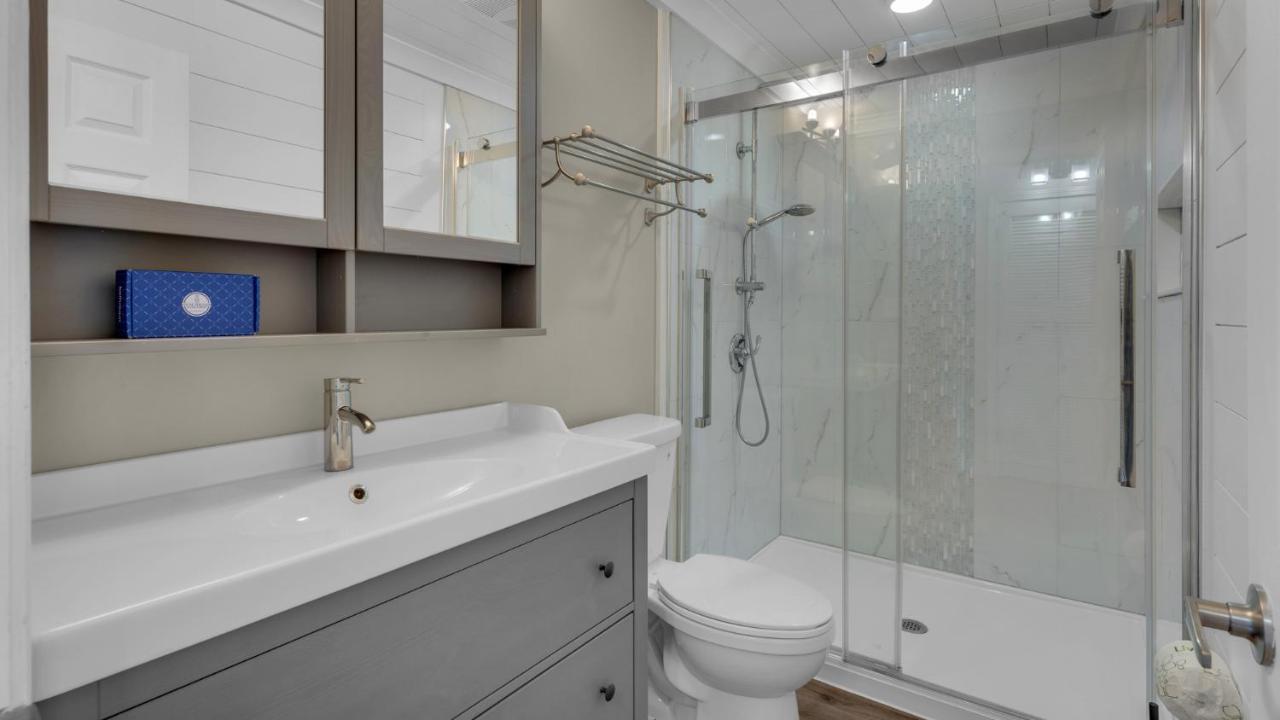 Sandpiper Cove 8120